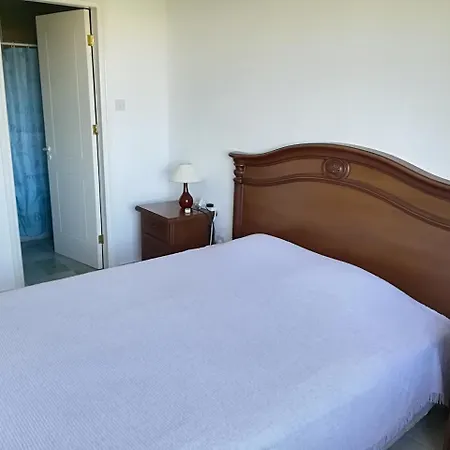 Regina Gardens 3 Bedroom Βίλα *