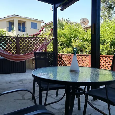 Regina Gardens 3 Bedroom * Пафос